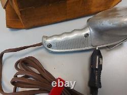 GM Buick 12 Volt Hand-Held Light Vintage Metal Accessory 981303 work spot lamp