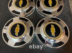 1973-1987 Chevy 1/2 Ton Truck Dog Dish Hubcaps Wheel Covers 10.5 Oem Set Of 4	 <br/> 
1973-1987 Chevrolet 1/2 Ton Truck Dog Dish Enjoliveurs de roue de moyeu 10,5 OEM Ensemble de 4