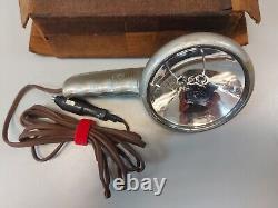 Lampe de travail spot GM Buick 12 volts à main en métal vintage accessoire 981303.