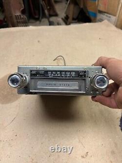 Utilisé Lecteur audiovox am fm 8 pistes vintage fonctionne avec cassettes Ford Chevrolet Dodge d'occasion
